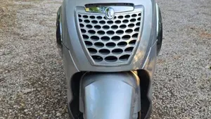 Aprilia Scarabeo 200 i.e. (2009 - 11)  (5)