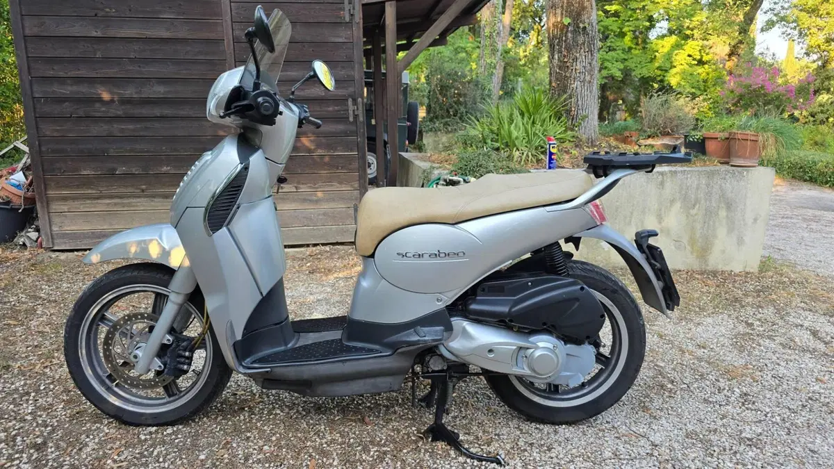 Aprilia Scarabeo 200 i.e. (2009 - 11)  (9)