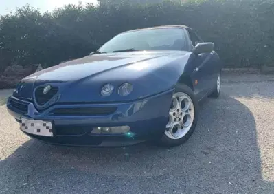 Alfa Romeo SPIDER 916   (7)
