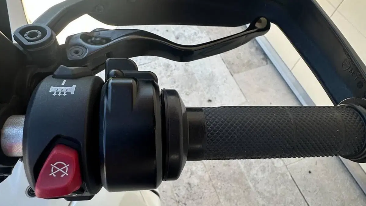Ducati DesertX (2022 - 25)  (5)