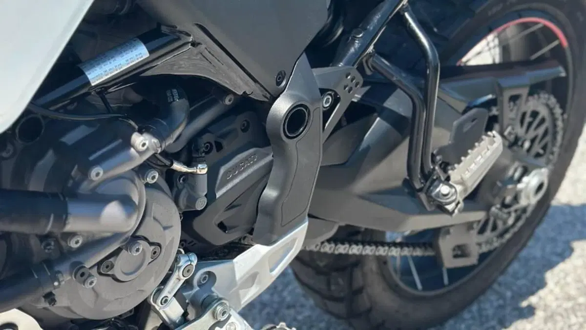 Ducati DesertX (2022 - 25)  (19)