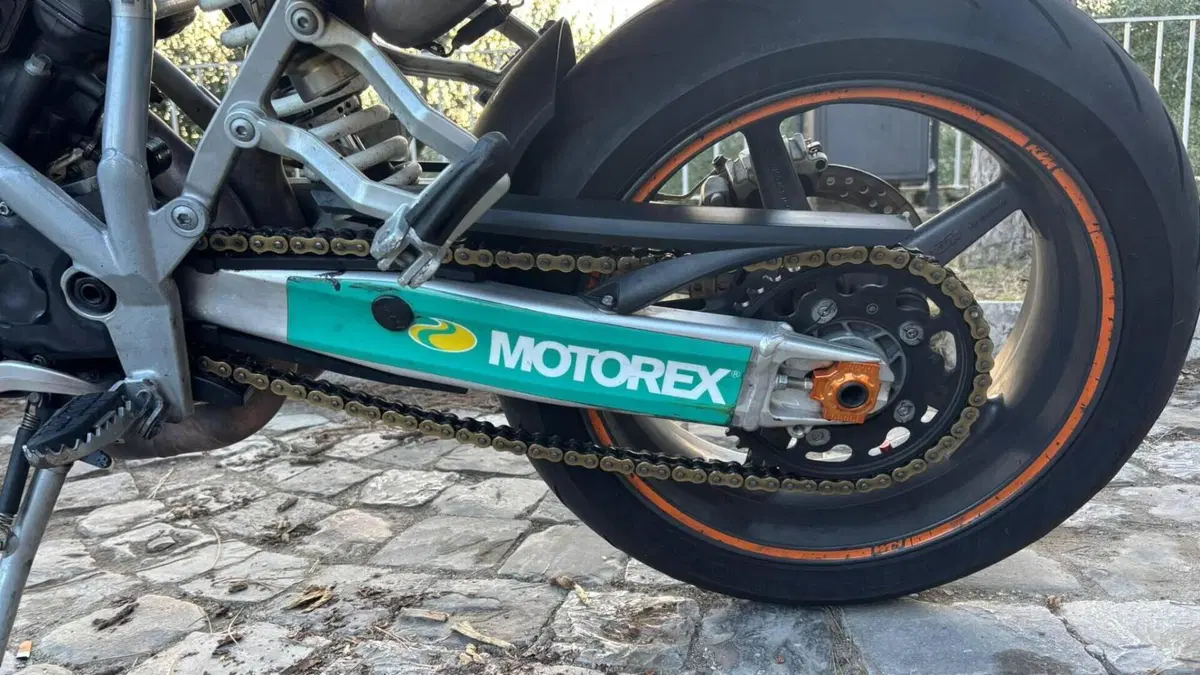 KTM 950 Supermoto (2006 - 08)  (3)