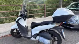 Honda SH 125 i (2009 - 12)  (3)