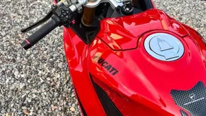 Ducati Panigale V2 S (2025 - 26)  (6)