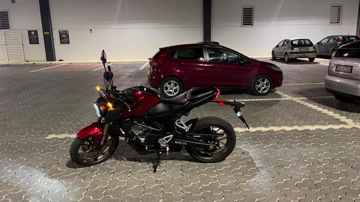 Honda CB 125 R (2024 - 26)  (3)