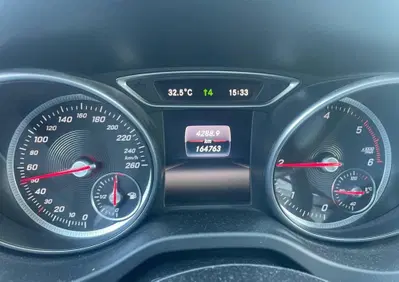 Mercedes-Benz CLA Shooting Brake 180 Business (6)