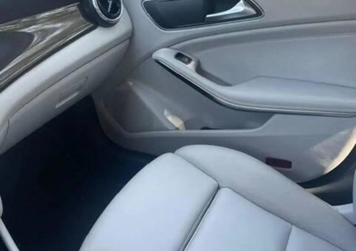 Mercedes-Benz CLA Shooting Brake 180 Business (7)
