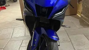 Yamaha YZF R125 (2023 - 26)  (2)