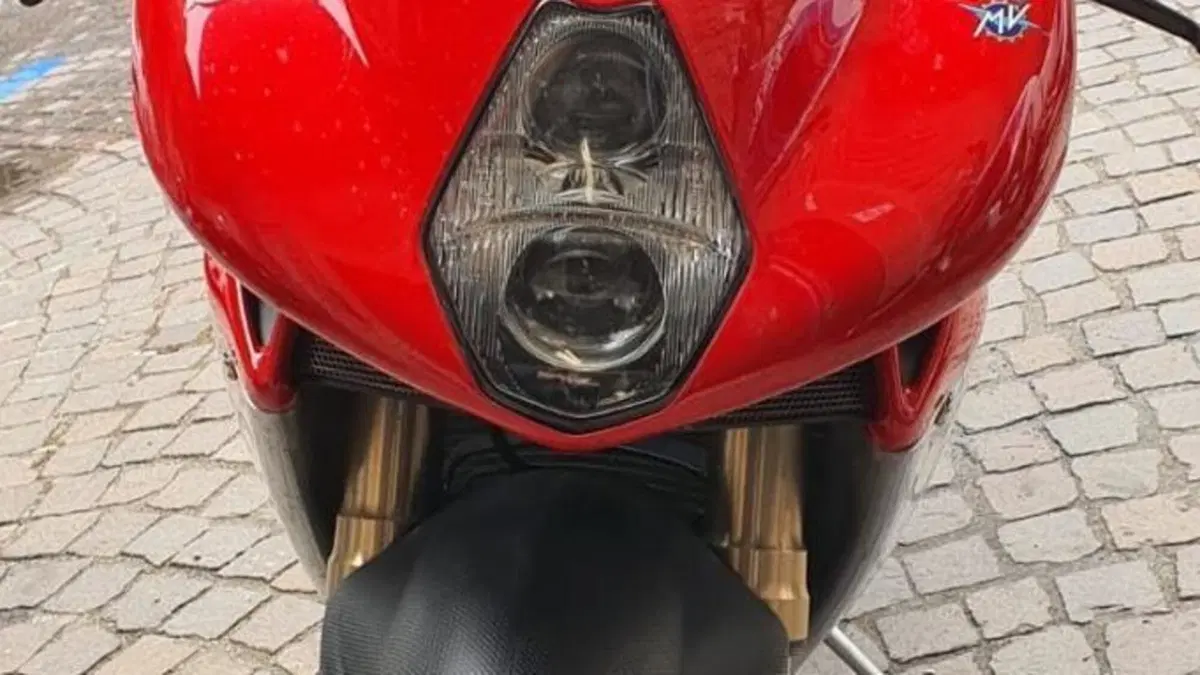 MV Agusta F4 1000 S (2004 - 05)  (4)
