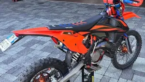 KTM 125 XC-W (2019)  (3)
