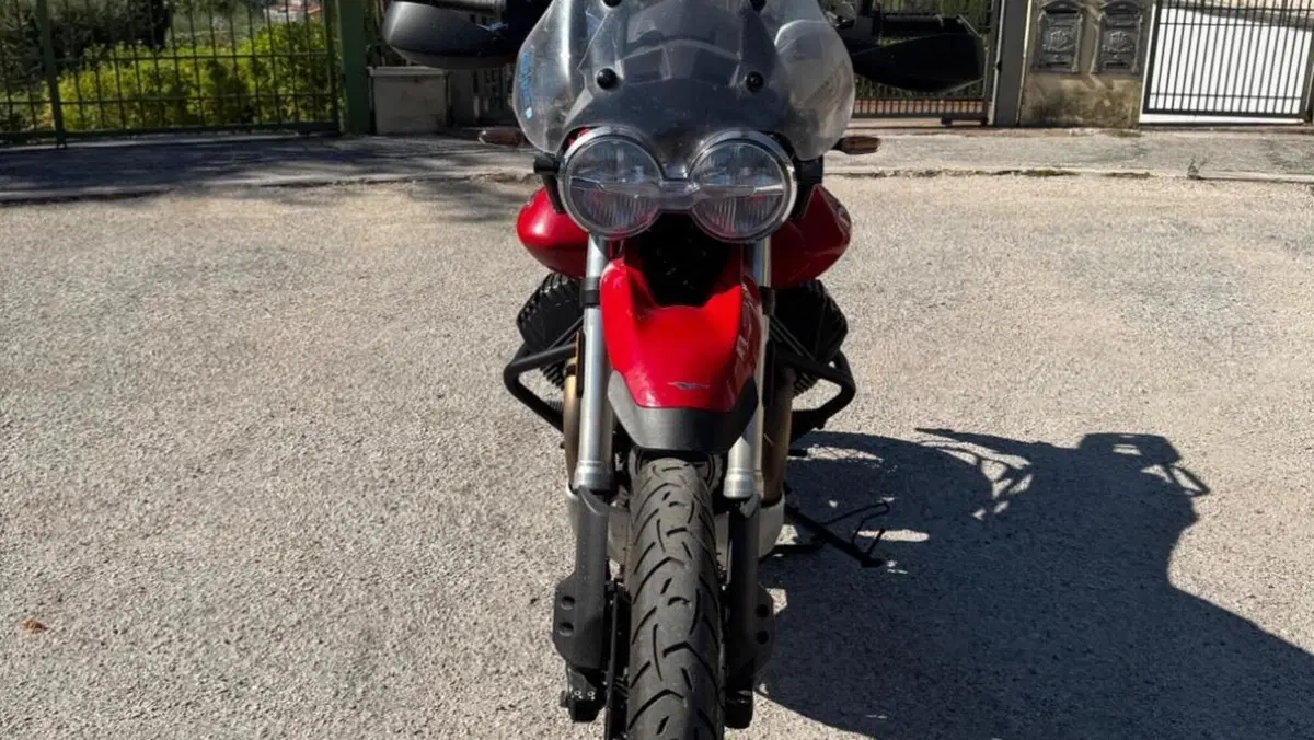 Moto Guzzi V85 TT (2019 - 20)  (2)