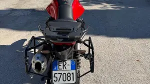 Moto Guzzi V85 TT (2019 - 20)  (4)