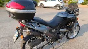 Aprilia Pegaso 650 IE (2003 - 04)  (3)