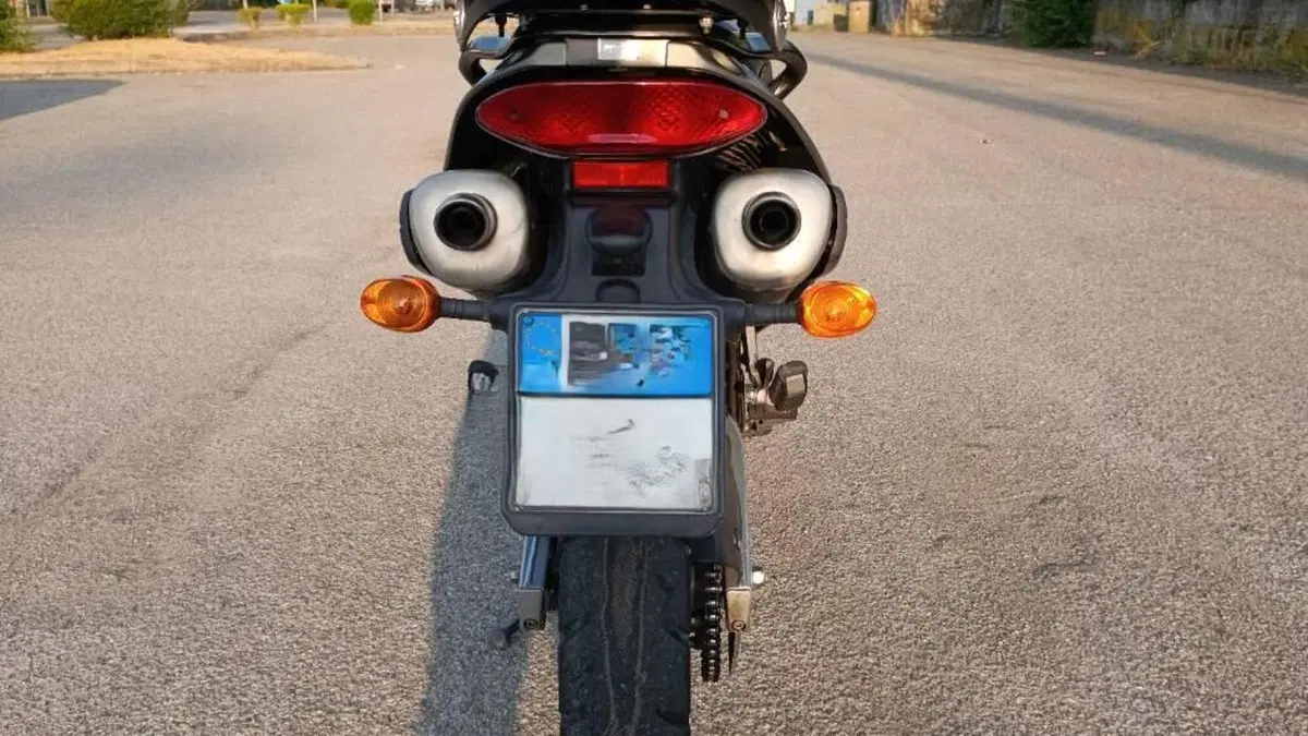 Aprilia Pegaso 650 IE (2003 - 04)  (5)