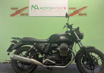 Moto Guzzi V7 II Stone (2015 - 17) - Annuncio 10098804