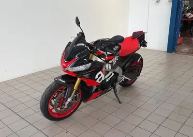 Aprilia Tuono V4 Factory (2021 - 24) - Annuncio 10098910
