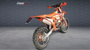 KTM 500 EXC-F Champion Edition (2025)  (4)