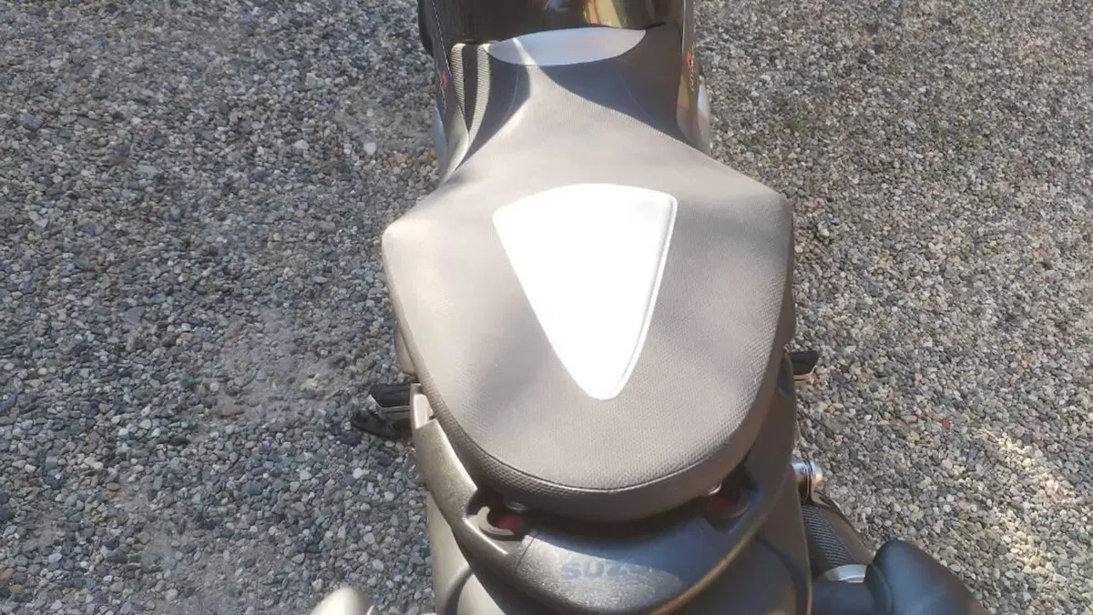 Suzuki SV 650 (2006 - 11)  (2)