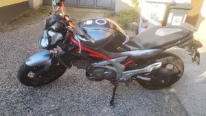 Suzuki SV 650 (2006 - 11)  (3)