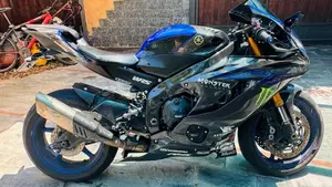 Yamaha YZF R6 Race (2022 - 26)  (3)
