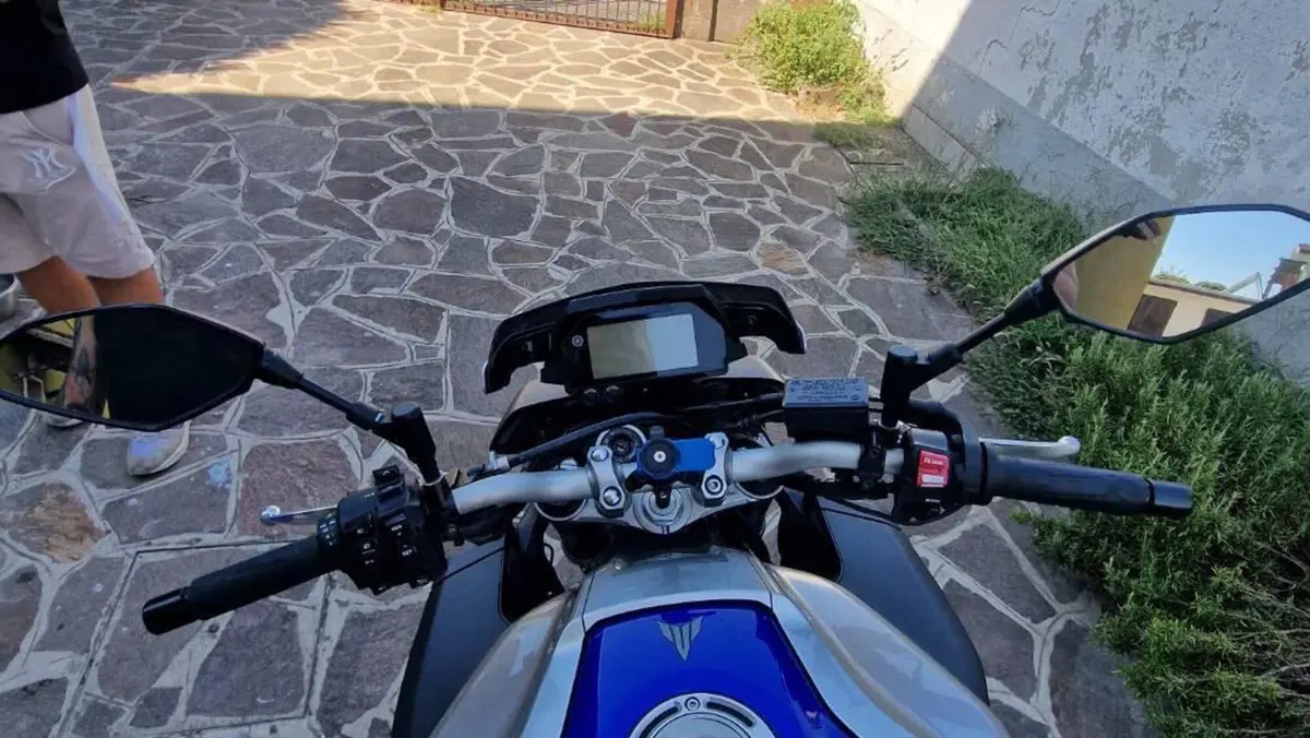 Yamaha MT-10 (2017 - 20)  (5)