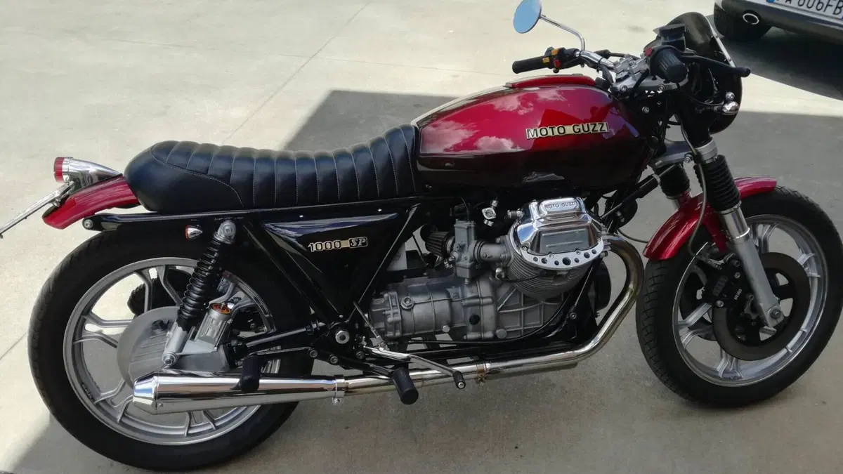 Moto Guzzi   (6)