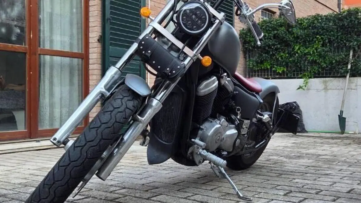 Honda VT 600 C Shadow (1989 - 02)  (4)