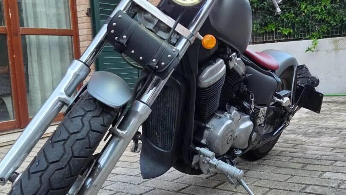 Honda VT 600 C Shadow (1989 - 02)  (16)