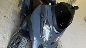 Piaggio Mp3 300 ie Business LT ABS (2014 - 16)  (7)