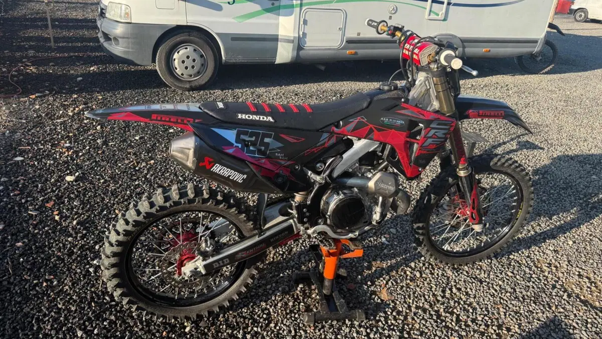 Honda CRF 450R (2023)  (3)