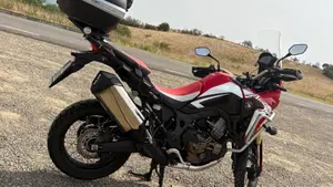 Honda Africa Twin CRF 1000L DCT ABS (2016 - 17)  (5)