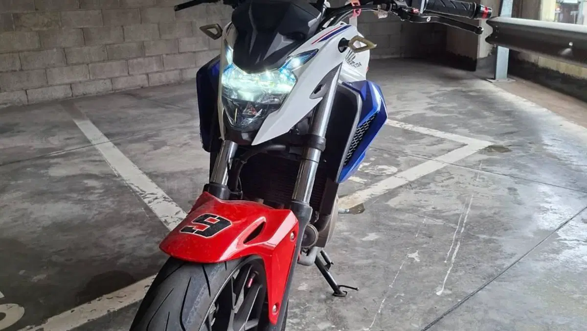 Honda CB 500 F ABS (2016)  (4)
