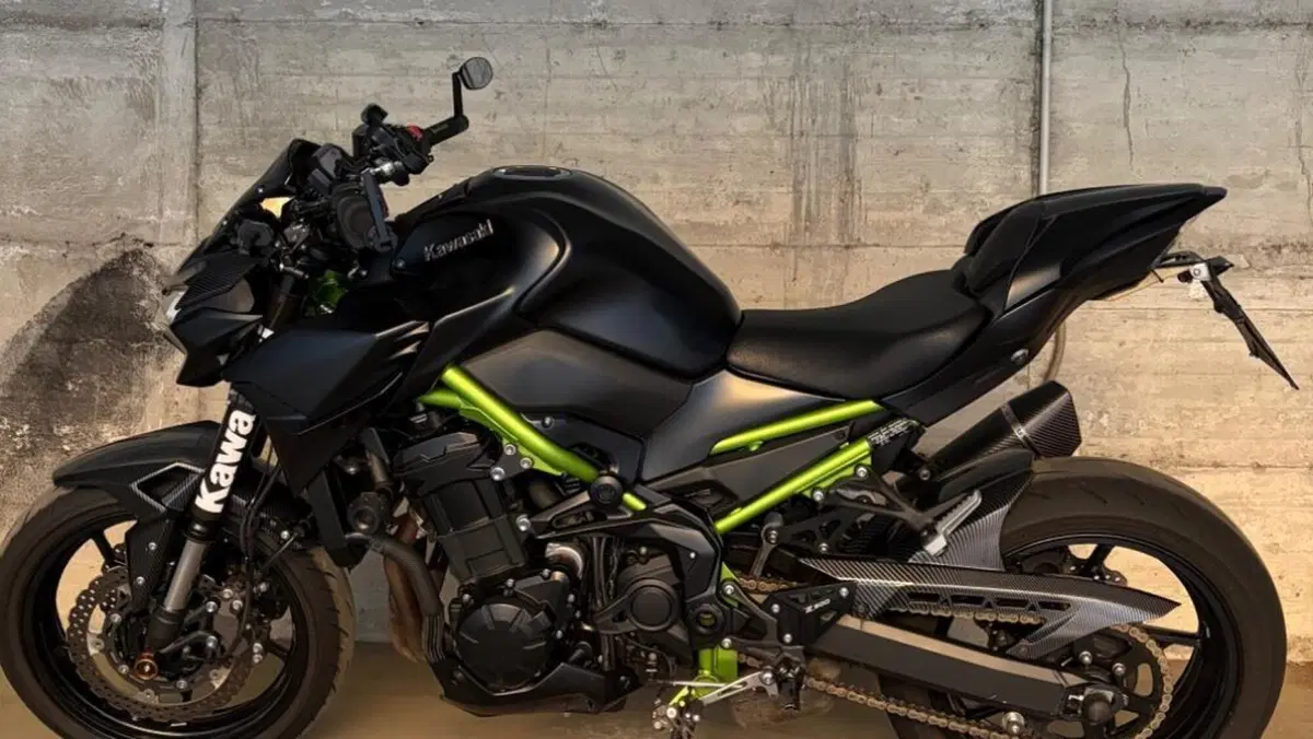 Kawasaki Z 900 (2021 - 24)  (11)