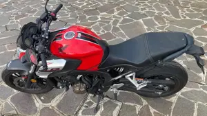 Honda CB 650 F (2017 - 18)  (2)