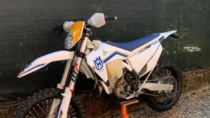 Husqvarna FE 250 Heritage (2023)  (4)