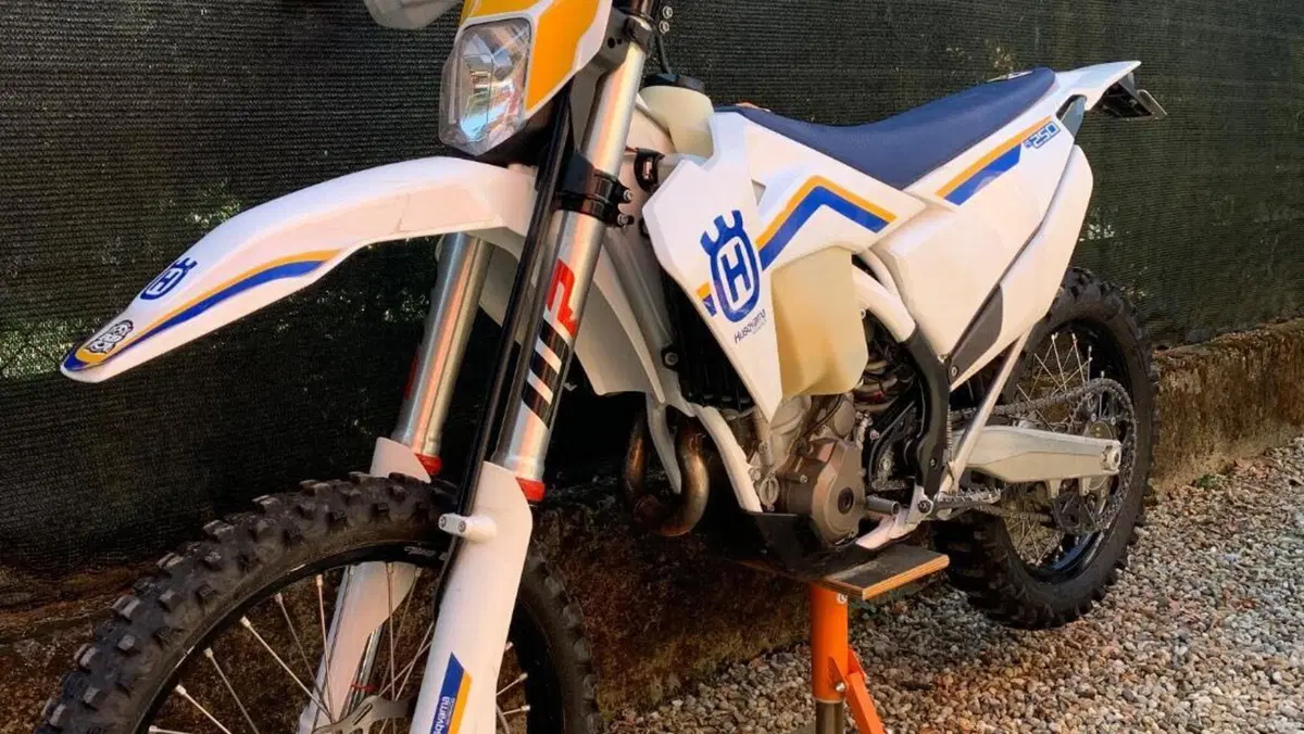 Husqvarna FE 250 Heritage (2023)  (5)