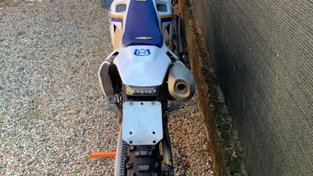 Husqvarna FE 250 Heritage (2023)  (6)