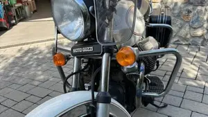 Moto Guzzi   (2)