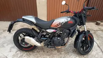 Royal Enfield Guerrilla 450 Apex (2026) usata