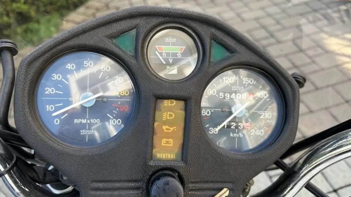 Moto Guzzi   (5)