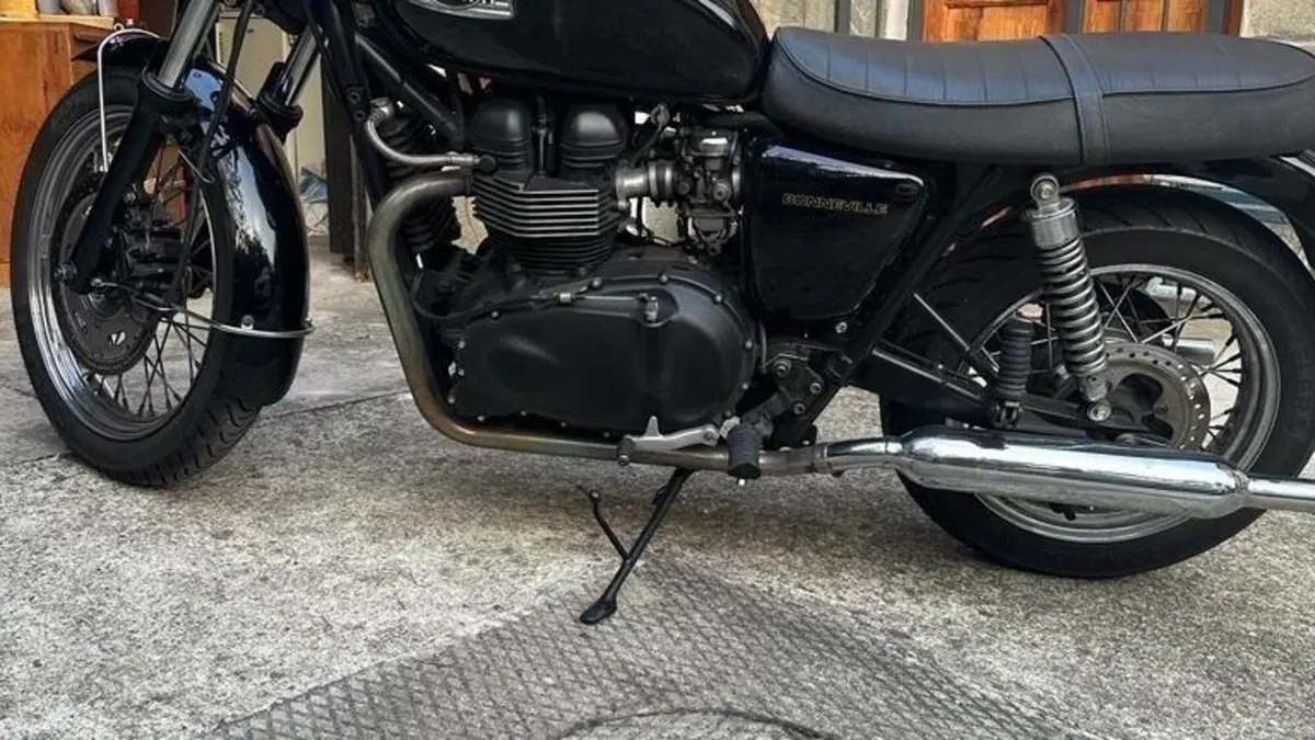 Triumph Bonneville (2007 - 16)  (5)