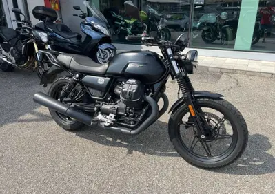 Moto Guzzi V7 Stone (2021 - 24) - Annuncio 10099113