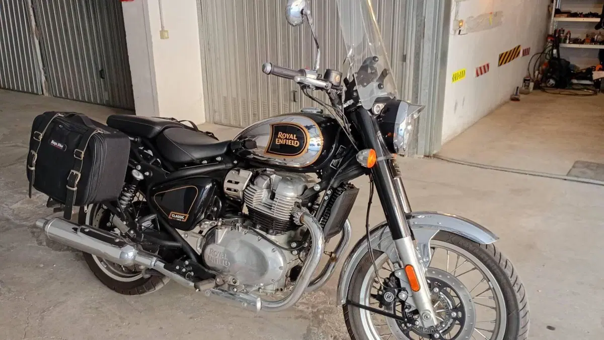 Royal Enfield Classic 650 (2025 - 26) 