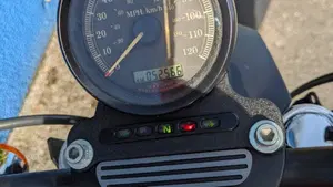 Harley-Davidson 883 R (2006 - 07) - XL 883R  (7)