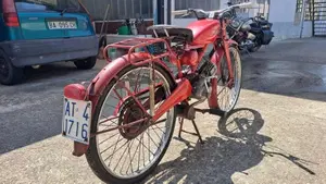 Moto Guzzi   (3)