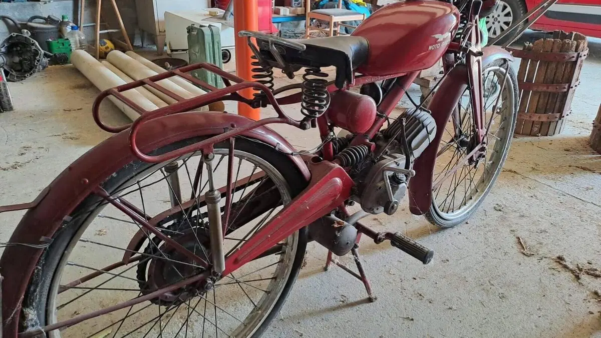Moto Guzzi   (7)
