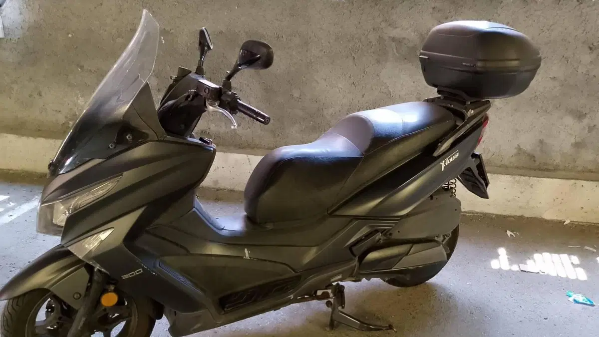 Kymco X-Town 300i ABS (2016 - 20)  (3)