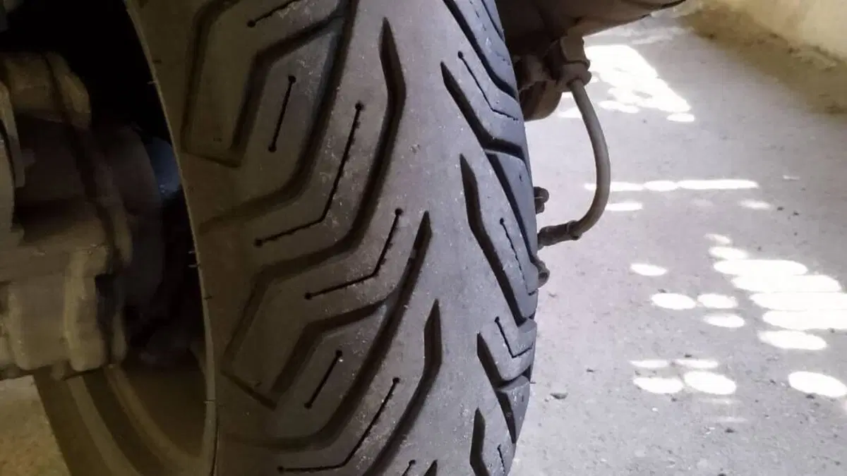 Kymco X-Town 300i ABS (2016 - 20)  (4)