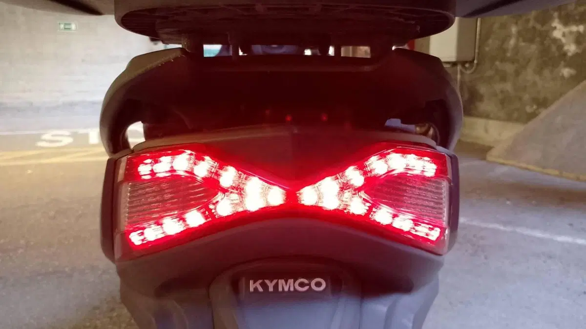 Kymco X-Town 300i ABS (2016 - 20)  (6)