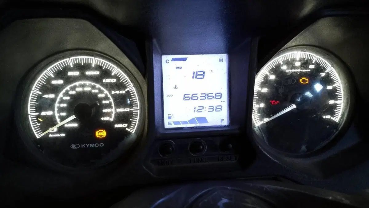 Kymco X-Town 300i ABS (2016 - 20)  (7)